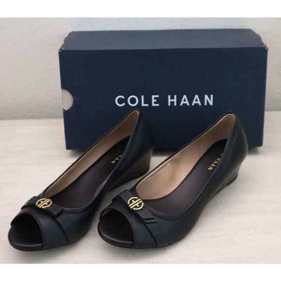 Cole Haan W31648 Women's Sz 5.5B Black Leather Malta Peep Toe Wedges - Picture 1 of 11